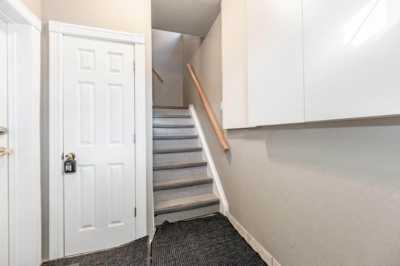 Harbour House Apartment Hamilton Exterior photo